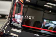 Volkswagen up! TSI GTI - U56015
