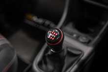 Volkswagen up! TSI GTI - U56015