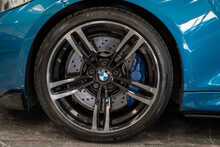 BMW M2 i - U56023