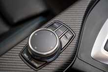 BMW M2 i - U56023
