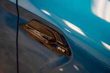 BMW M2 i - U56023