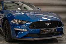Ford Mustang V8 GT - U56034