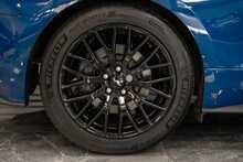 Ford Mustang V8 GT - U56034