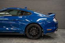 Ford Mustang V8 GT - U56034