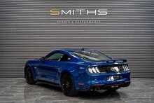 Ford Mustang V8 GT - U56034