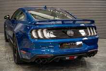 Ford Mustang V8 GT - U56034