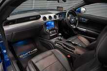 Ford Mustang V8 GT - U56034