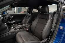 Ford Mustang V8 GT - U56034