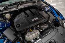 Ford Mustang V8 GT - U56034