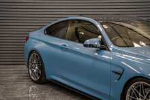 BMW M4 BiTurbo Competition - U56035