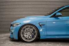BMW M4 BiTurbo Competition - U56035