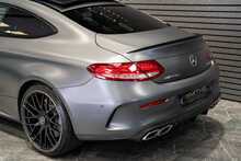 Mercedes-Benz C Class C63 V8 BiTurbo AMG - U56044