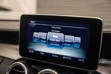 Mercedes-Benz C Class C63 V8 BiTurbo AMG - U56044