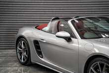 Porsche 718 Boxster T - U56047