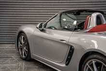 Porsche 718 Boxster T - U56047