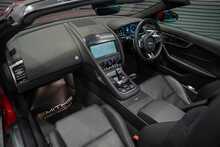 Jaguar F-Type V8 R - U56053