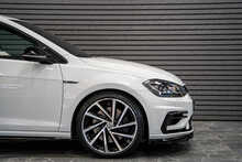 Volkswagen Golf TSI BlueMotion Tech R - U56055