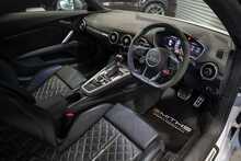 Audi TT RS TFSI - U56066