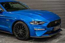 Ford Mustang V8 GT - U56068