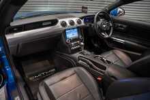 Ford Mustang V8 GT - U56068