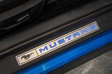 Ford Mustang V8 GT - U56068