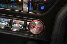 Ford Mustang V8 GT - U56068