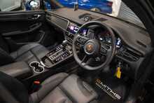 Porsche Macan T V6 GTS - U56070