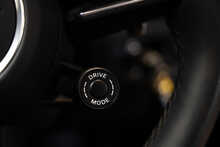 Porsche Macan T V6 GTS - U56070