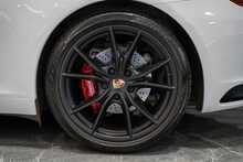 Porsche 911 T 991 Carrera - U56071