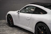 Porsche 911 T 991 Carrera - U56071