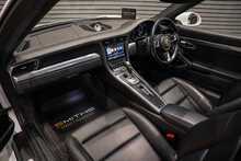 Porsche 911 T 991 Carrera - U56071