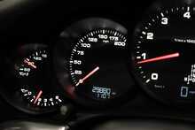 Porsche 911 T 991 Carrera - U56071