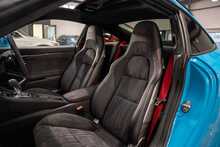 Porsche 911 T 991 Carrera GTS - U56074