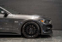 Ford Mustang V8 GT - U56078