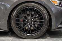 Ford Mustang V8 GT - U56078