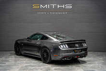 Ford Mustang V8 GT - U56078