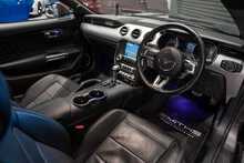 Ford Mustang V8 GT - U56078