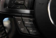 Ford Mustang V8 GT - U56078