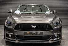 Ford Mustang V8 GT - U56078