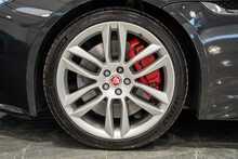 Jaguar F-Type V8 R - U56080