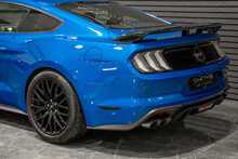 Ford Mustang V8 GT - U56093