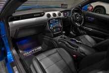 Ford Mustang V8 GT - U56093