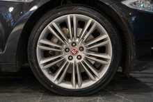 Jaguar XJ d V6 Portfolio - U56098