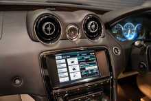 Jaguar XJ d V6 Portfolio - U56098