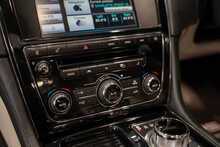 Jaguar XJ d V6 Portfolio - U56098