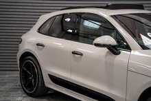 Porsche Macan T V6 GTS - U56103