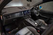 Porsche Macan T V6 GTS - U56103