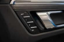 Porsche Macan T V6 GTS - U56103