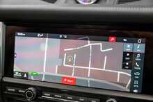 Porsche Macan T V6 GTS - U56103