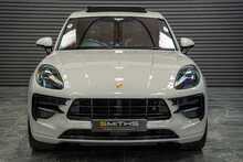 Porsche Macan T V6 GTS - U56103